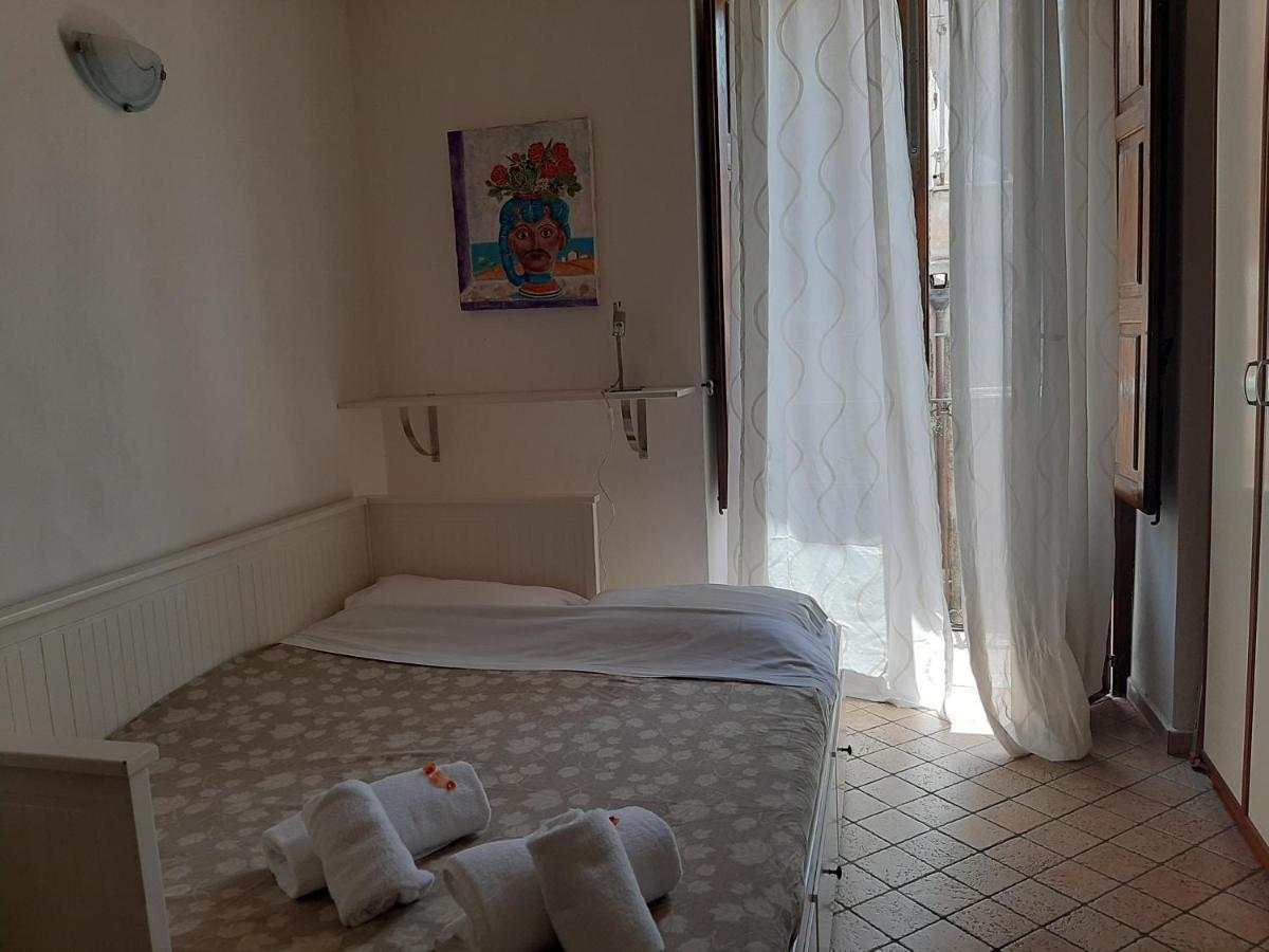 קטאניה Monovano Centro Storico מראה חיצוני תמונה